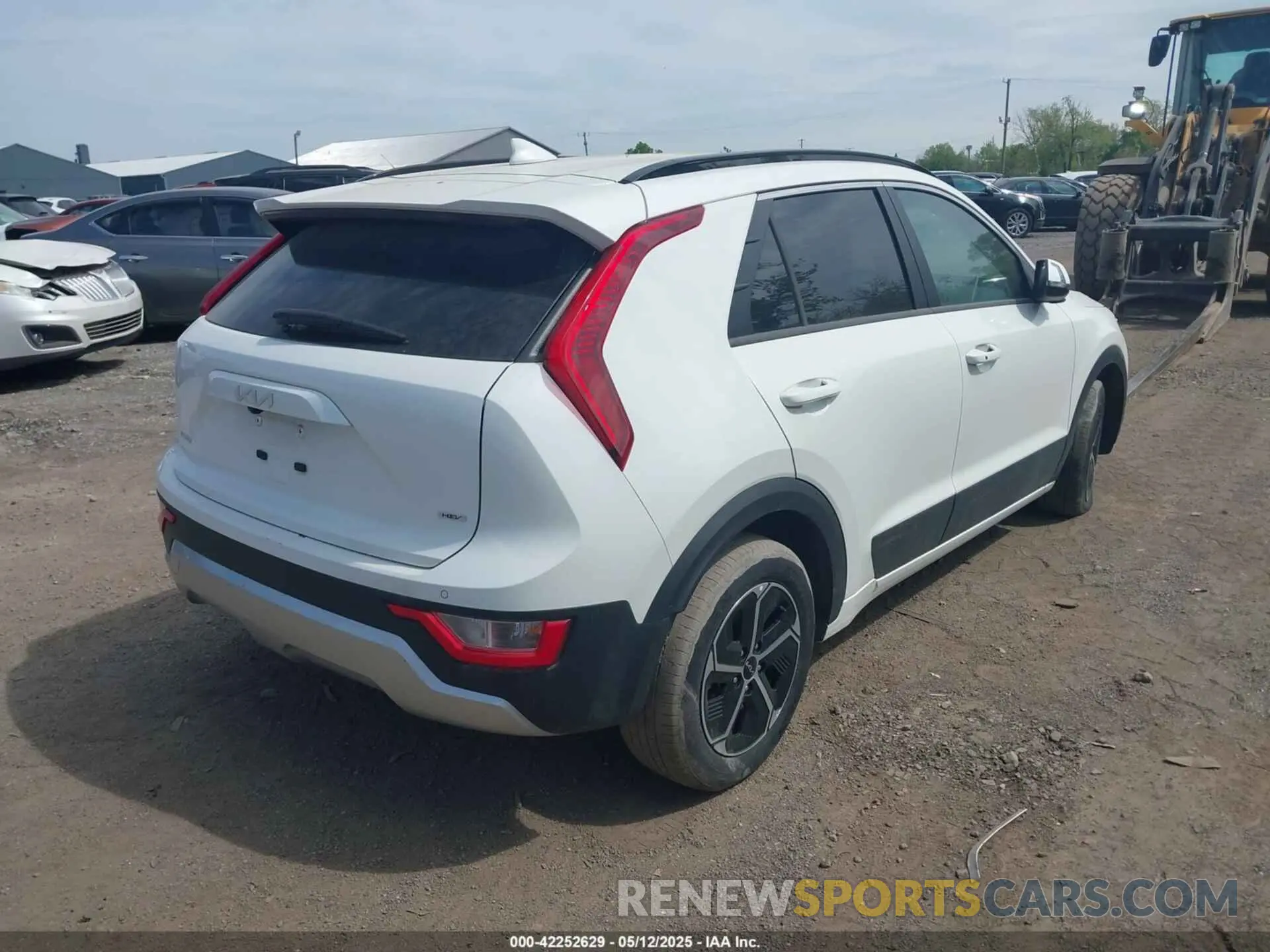 4 Photograph of a damaged car KNDCR3LE2P5057793 KIA NIRO 2023