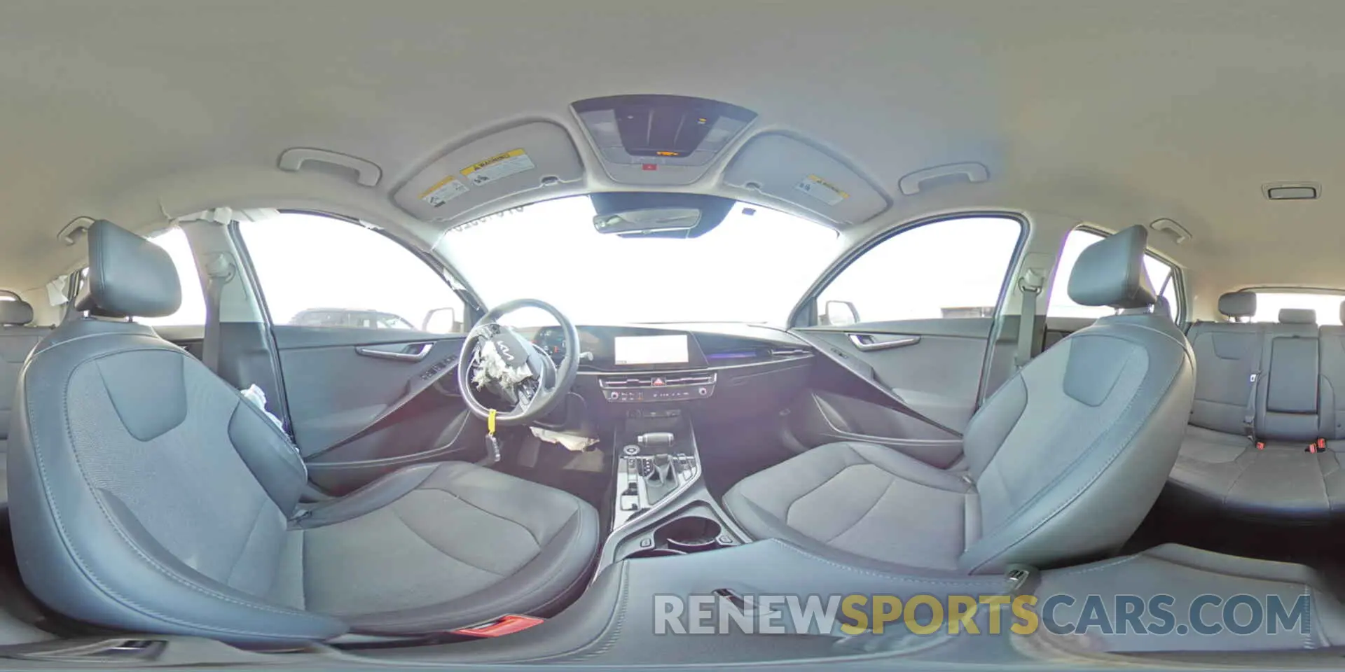 14 Photograph of a damaged car KNDCR3LE2P5073492 KIA NIRO 2023