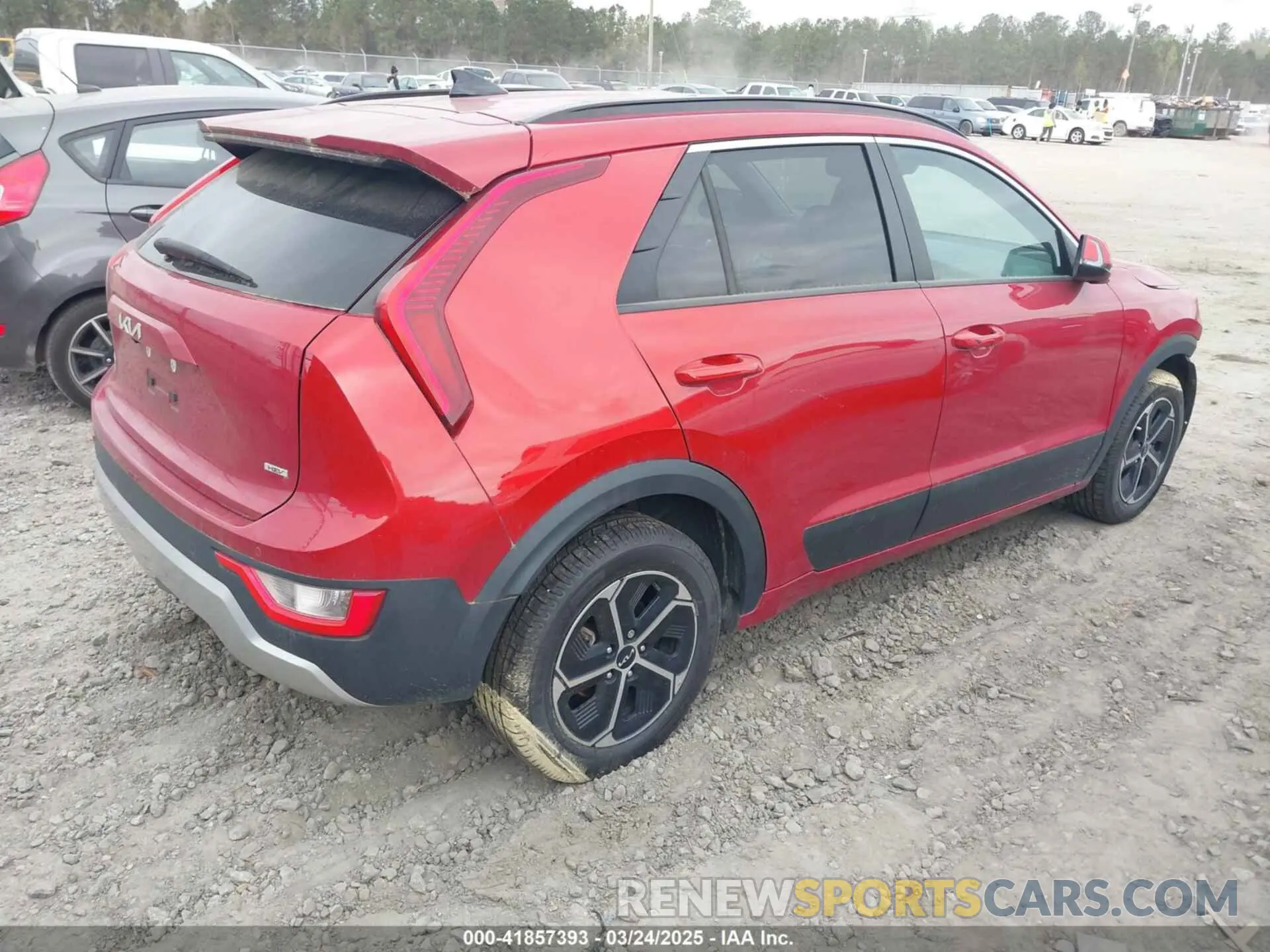 4 Фотография поврежденного автомобиля KNDCR3LE3P5063909 KIA NIRO 2023