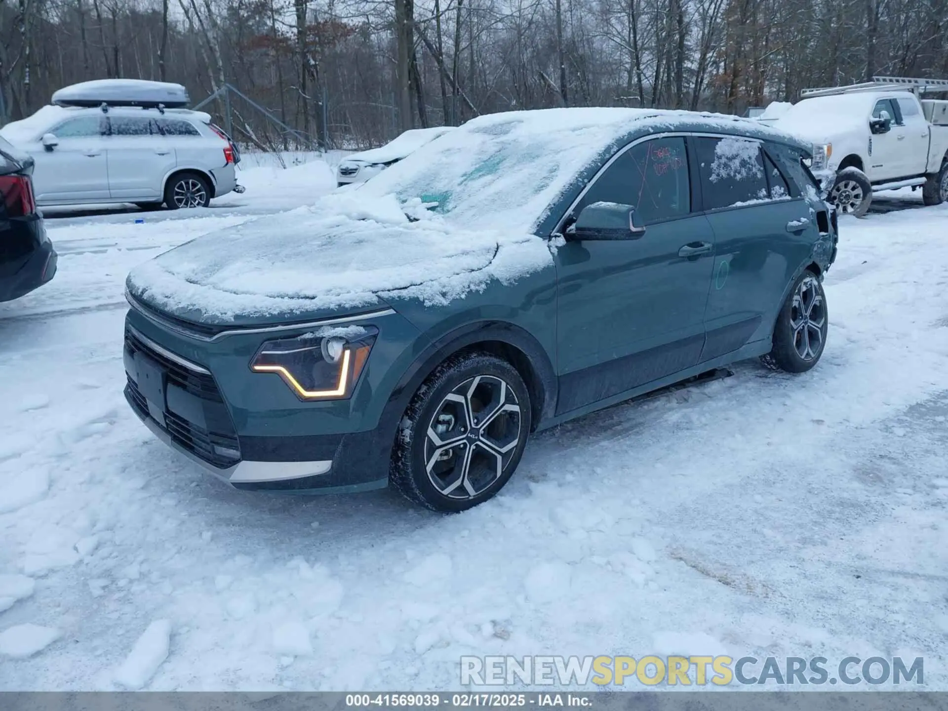 2 Photograph of a damaged car KNDCR3LE4P5037996 KIA NIRO 2023