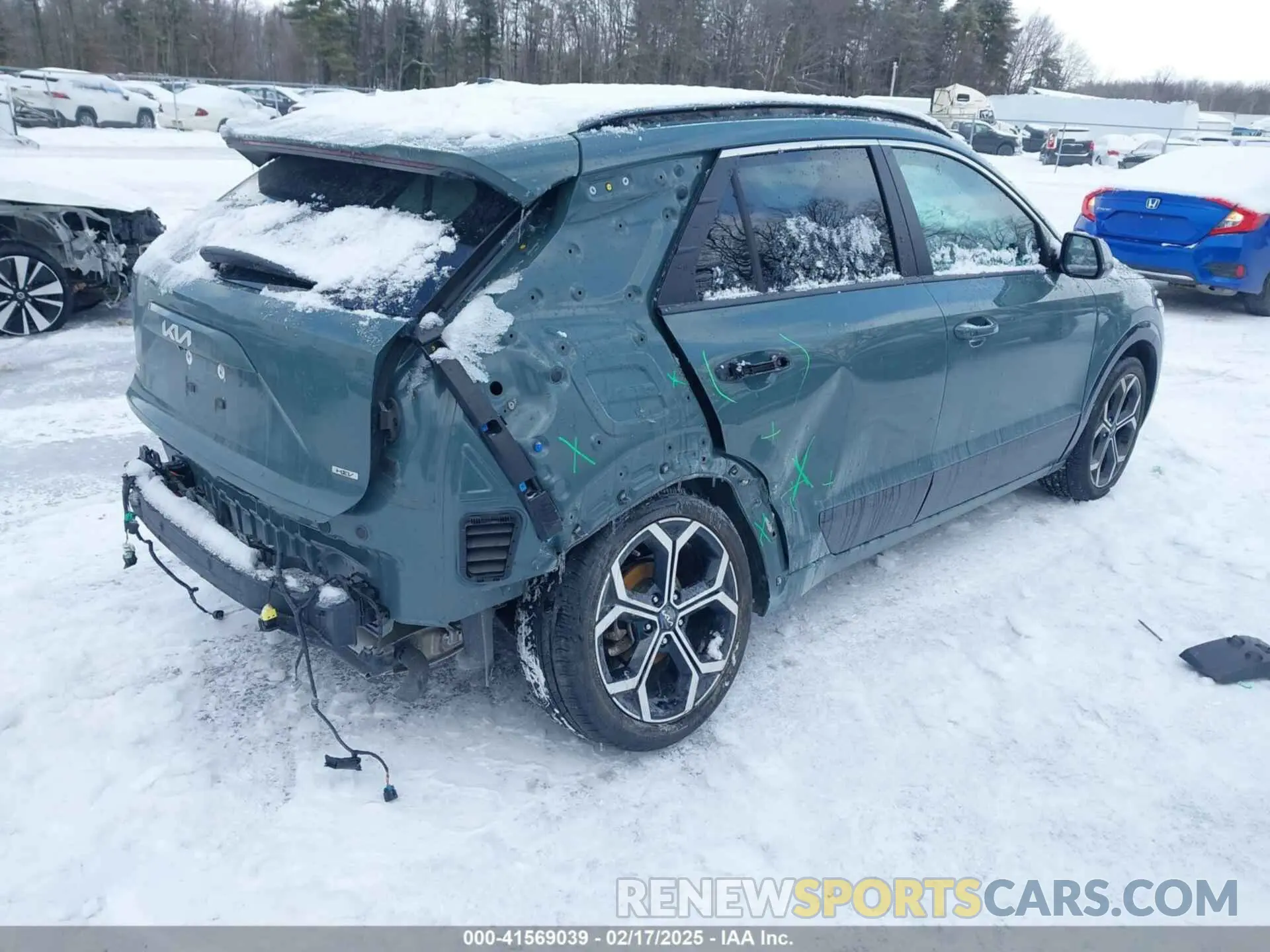 4 Photograph of a damaged car KNDCR3LE4P5037996 KIA NIRO 2023