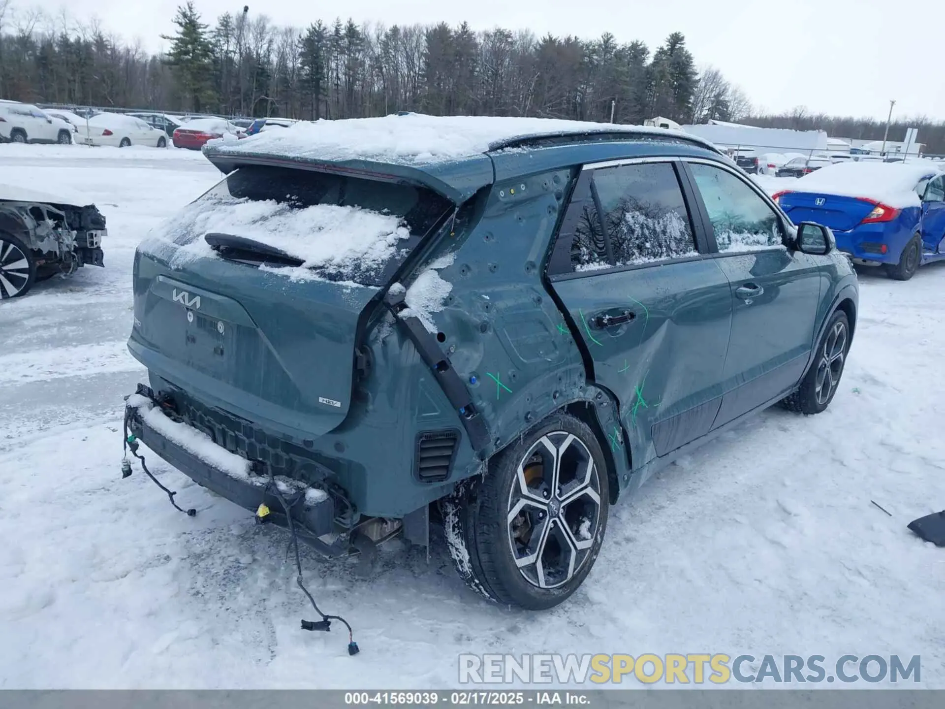 6 Photograph of a damaged car KNDCR3LE4P5037996 KIA NIRO 2023