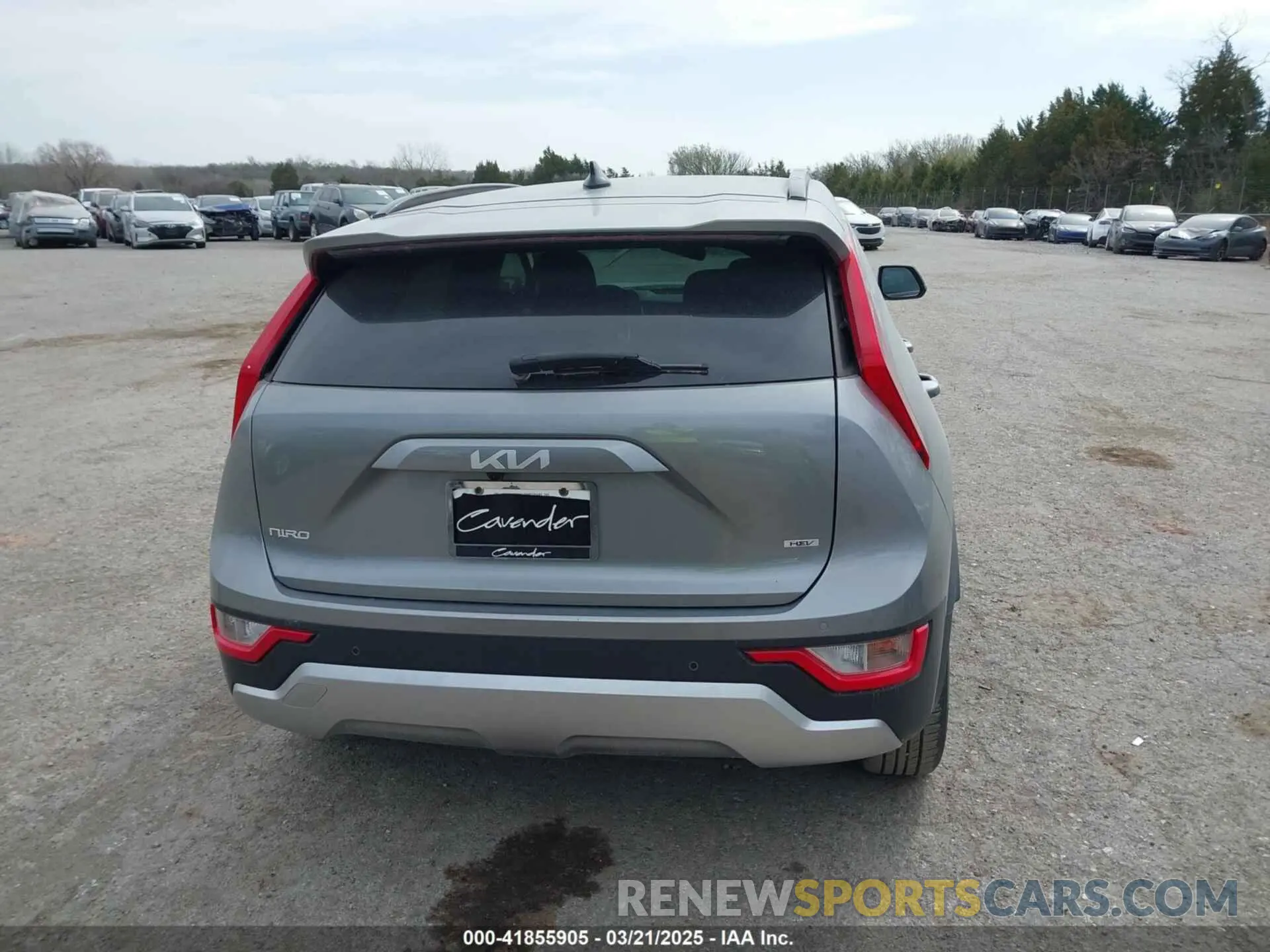 16 Photograph of a damaged car KNDCR3LE4P5052465 KIA NIRO 2023