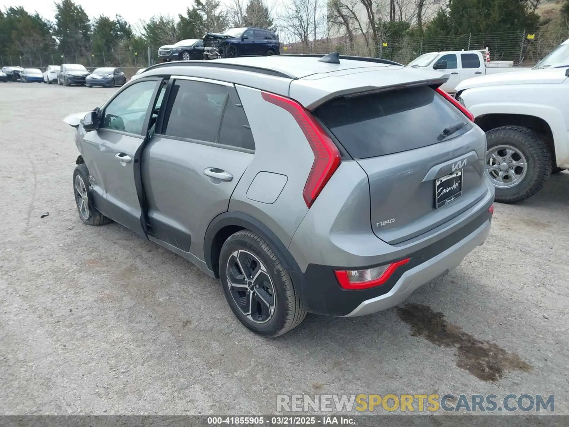 3 Photograph of a damaged car KNDCR3LE4P5052465 KIA NIRO 2023