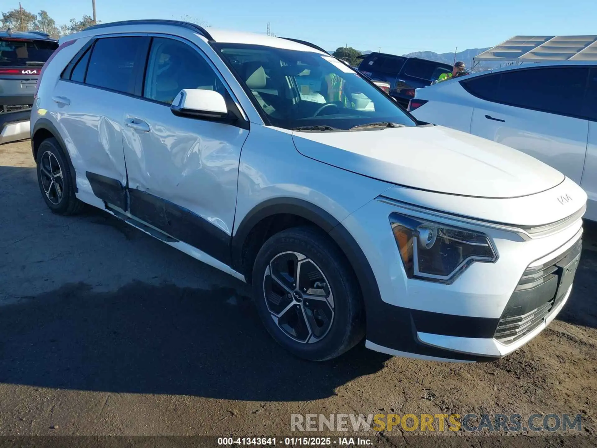 1 Фотография поврежденного автомобиля KNDCR3LE4P5075812 KIA NIRO 2023
