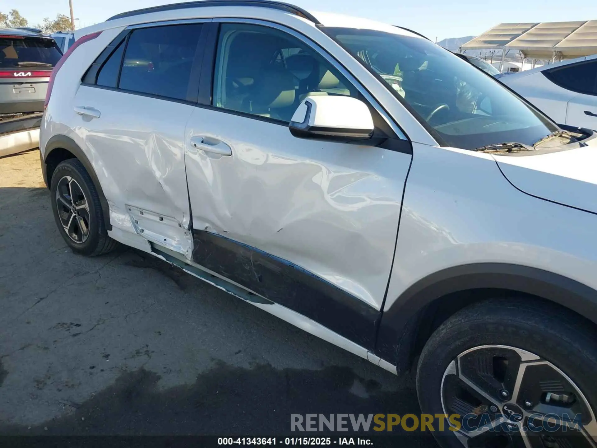 6 Фотография поврежденного автомобиля KNDCR3LE4P5075812 KIA NIRO 2023
