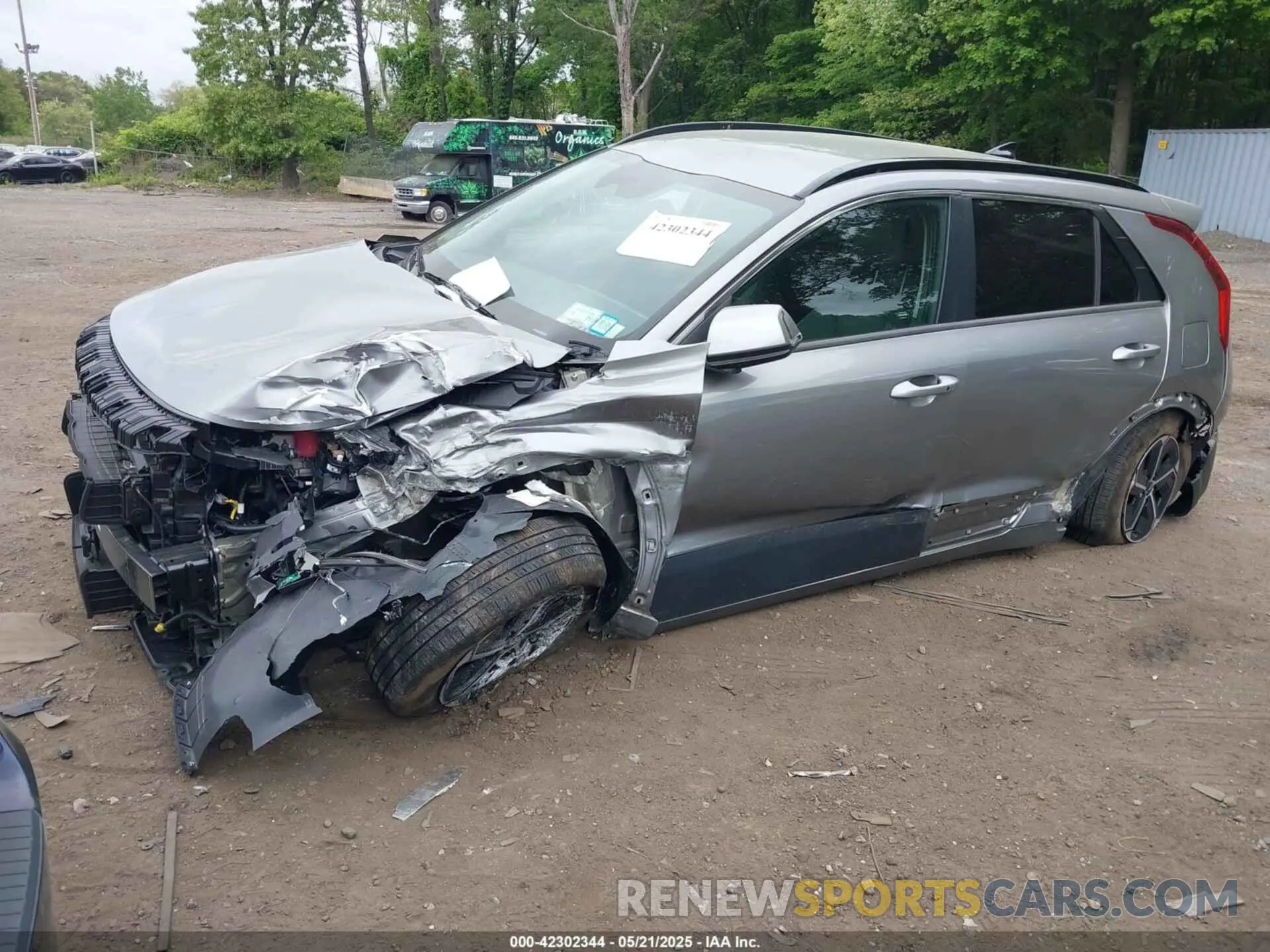 2 Photograph of a damaged car KNDCR3LE6P5049146 KIA NIRO 2023