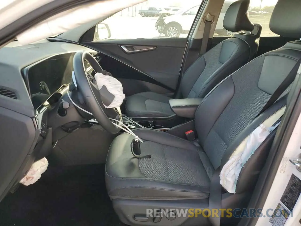 7 Photograph of a damaged car KNDCR3LE6P5053407 KIA NIRO 2023
