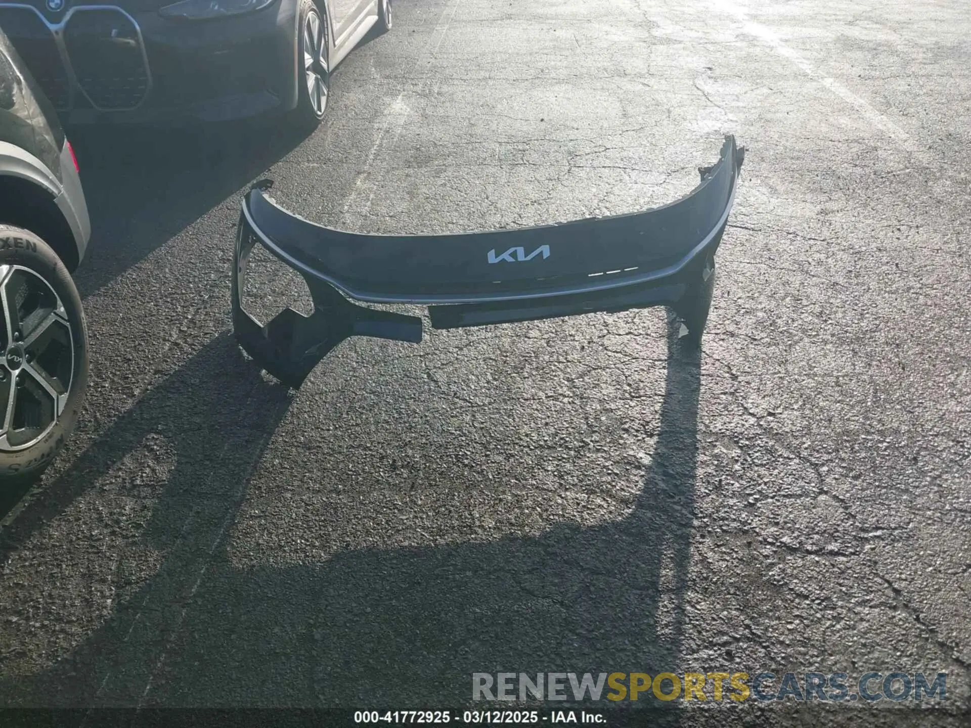 11 Фотография поврежденного автомобиля KNDCR3LE6P5081594 KIA NIRO 2023