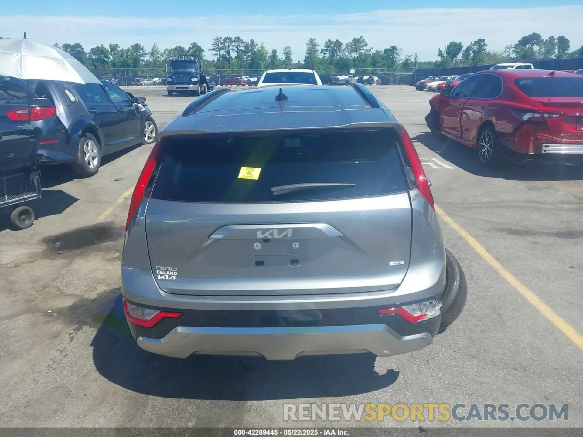 16 Photograph of a damaged car KNDCR3LE7P5058017 KIA NIRO 2023