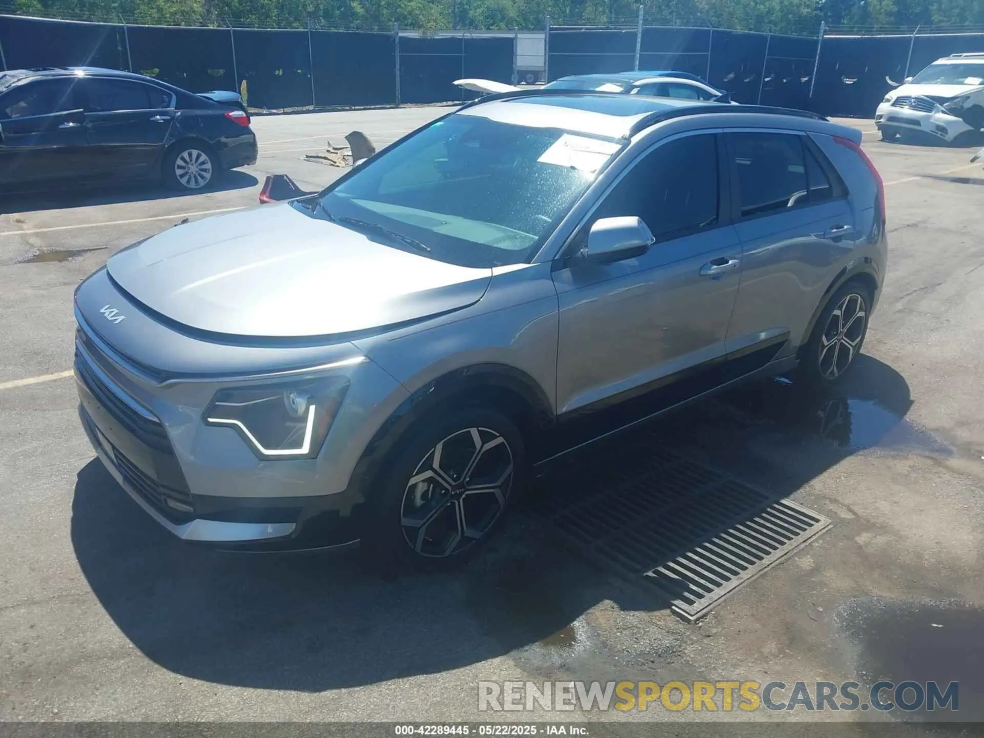 2 Photograph of a damaged car KNDCR3LE7P5058017 KIA NIRO 2023