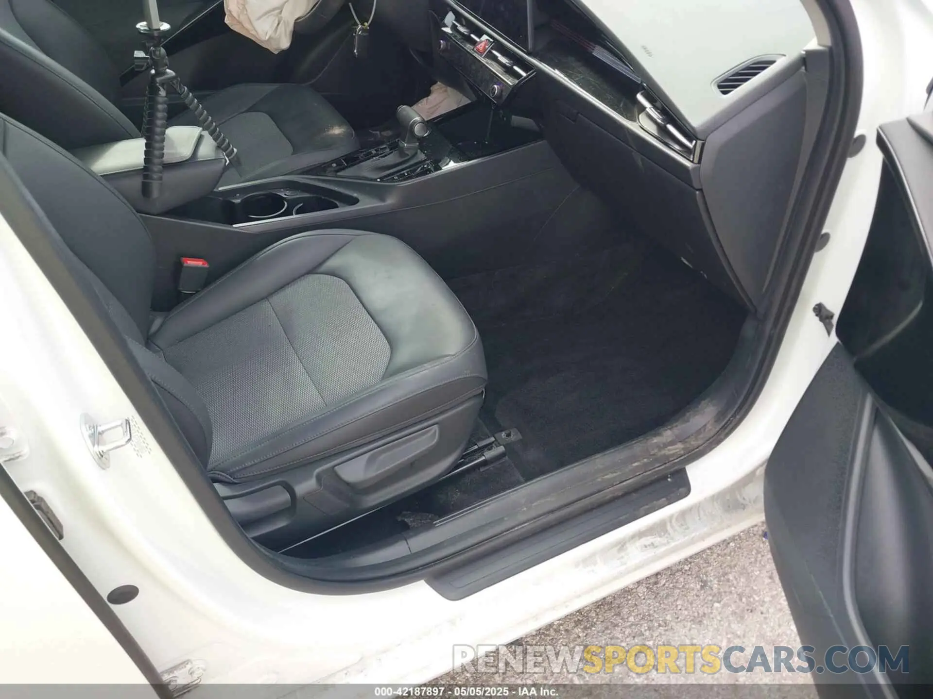 5 Фотография поврежденного автомобиля KNDCR3LE7P5060883 KIA NIRO 2023