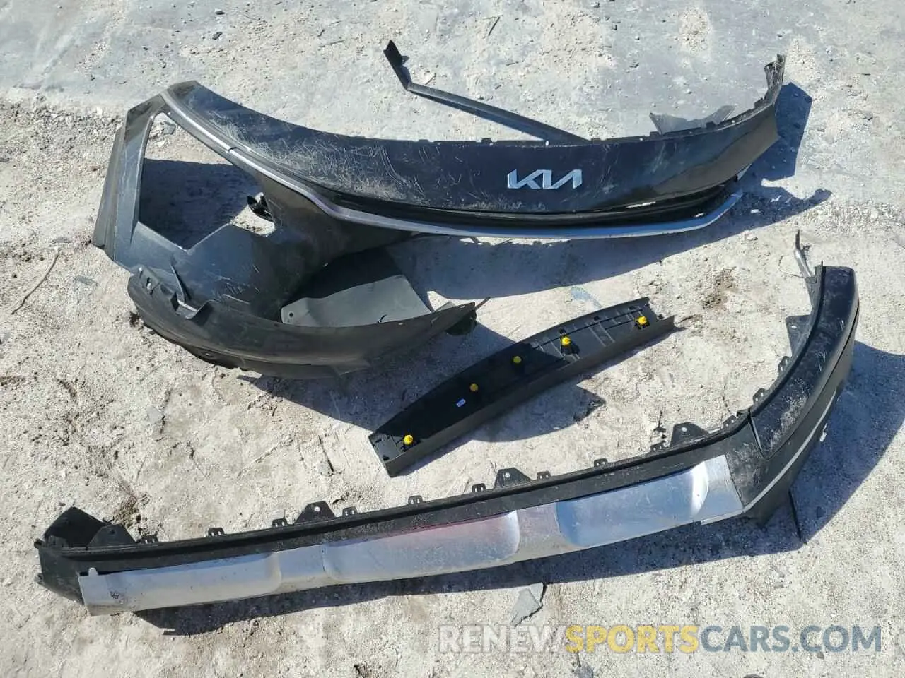 12 Photograph of a damaged car KNDCR3LE7P5116398 KIA NIRO 2023
