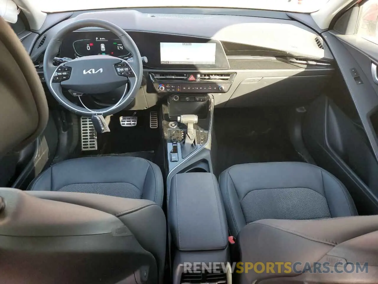 8 Фотография поврежденного автомобиля KNDCR3LE8P5041551 KIA NIRO 2023