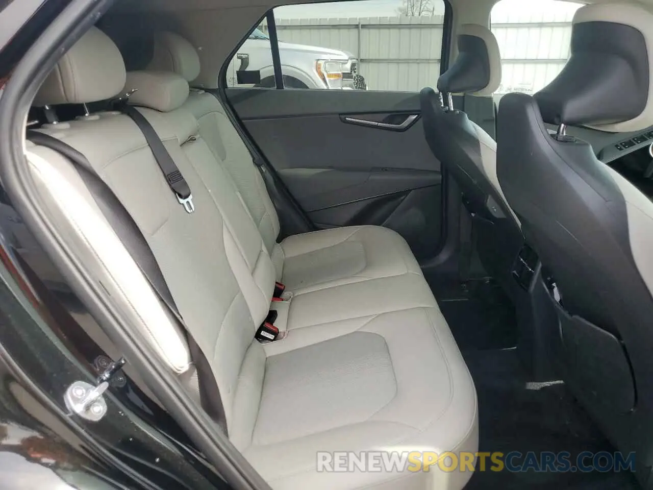 12 Photograph of a damaged car KNDCR3LE8P5069754 KIA NIRO 2023