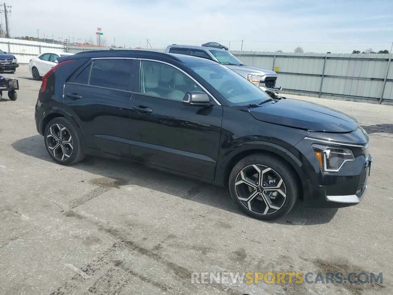 4 Photograph of a damaged car KNDCR3LE8P5069754 KIA NIRO 2023
