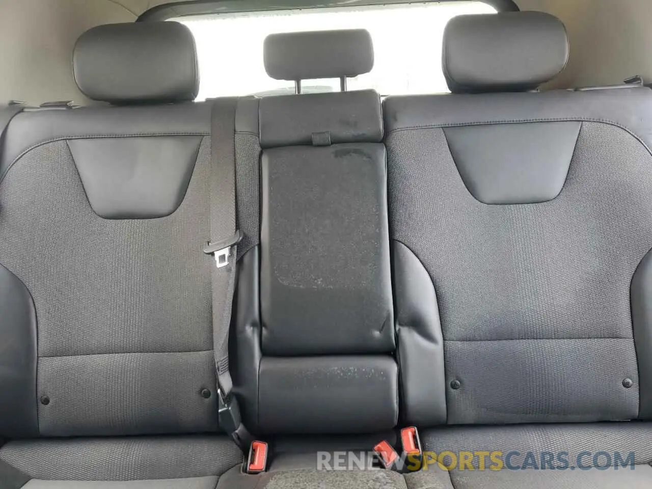10 Photograph of a damaged car KNDCR3LE9P5039145 KIA NIRO 2023