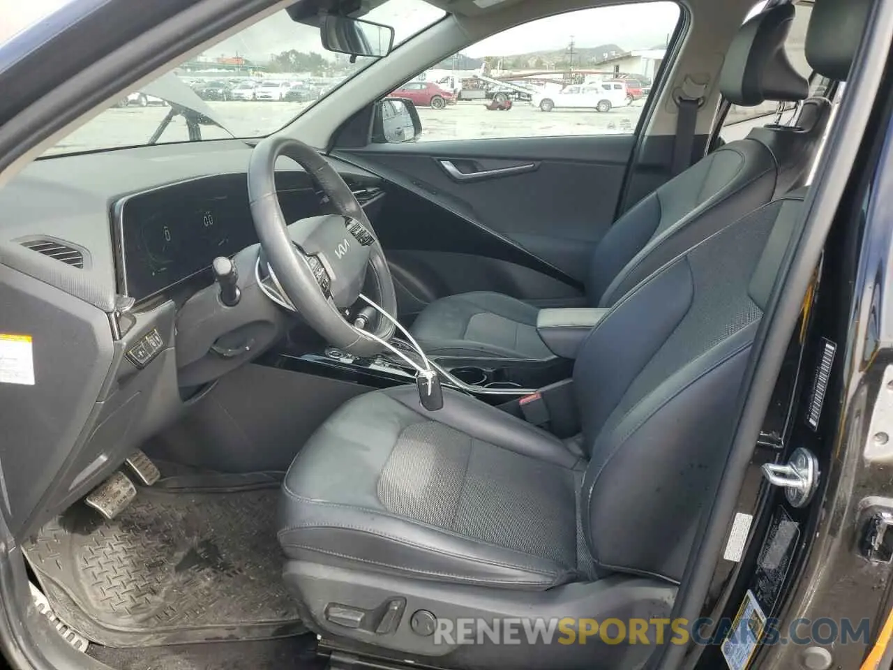 7 Photograph of a damaged car KNDCR3LE9P5039145 KIA NIRO 2023