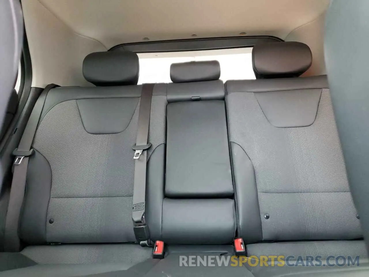 10 Фотография поврежденного автомобиля KNDCR3LEXP5043589 KIA NIRO 2023