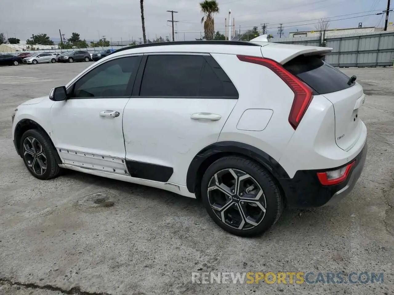 2 Фотография поврежденного автомобиля KNDCR3LEXP5043589 KIA NIRO 2023