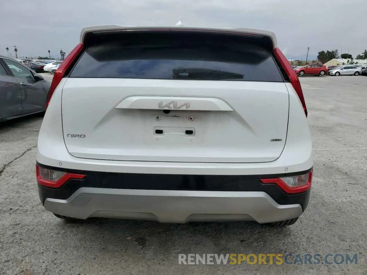 6 Фотография поврежденного автомобиля KNDCR3LEXP5043589 KIA NIRO 2023