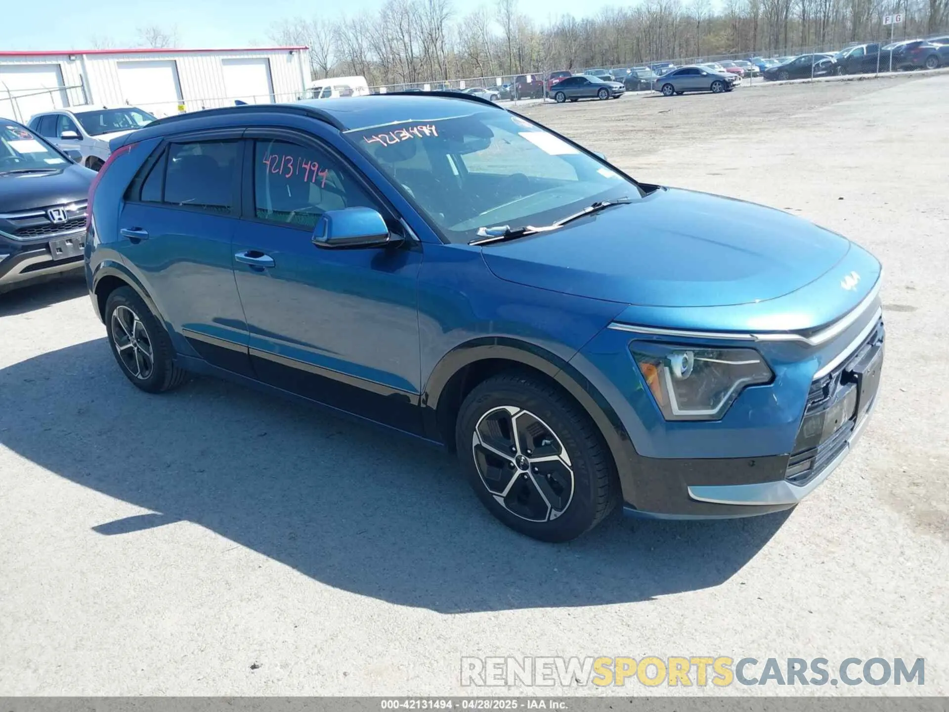 1 Photograph of a damaged car KNDCT3LE0P5061245 KIA NIRO 2023