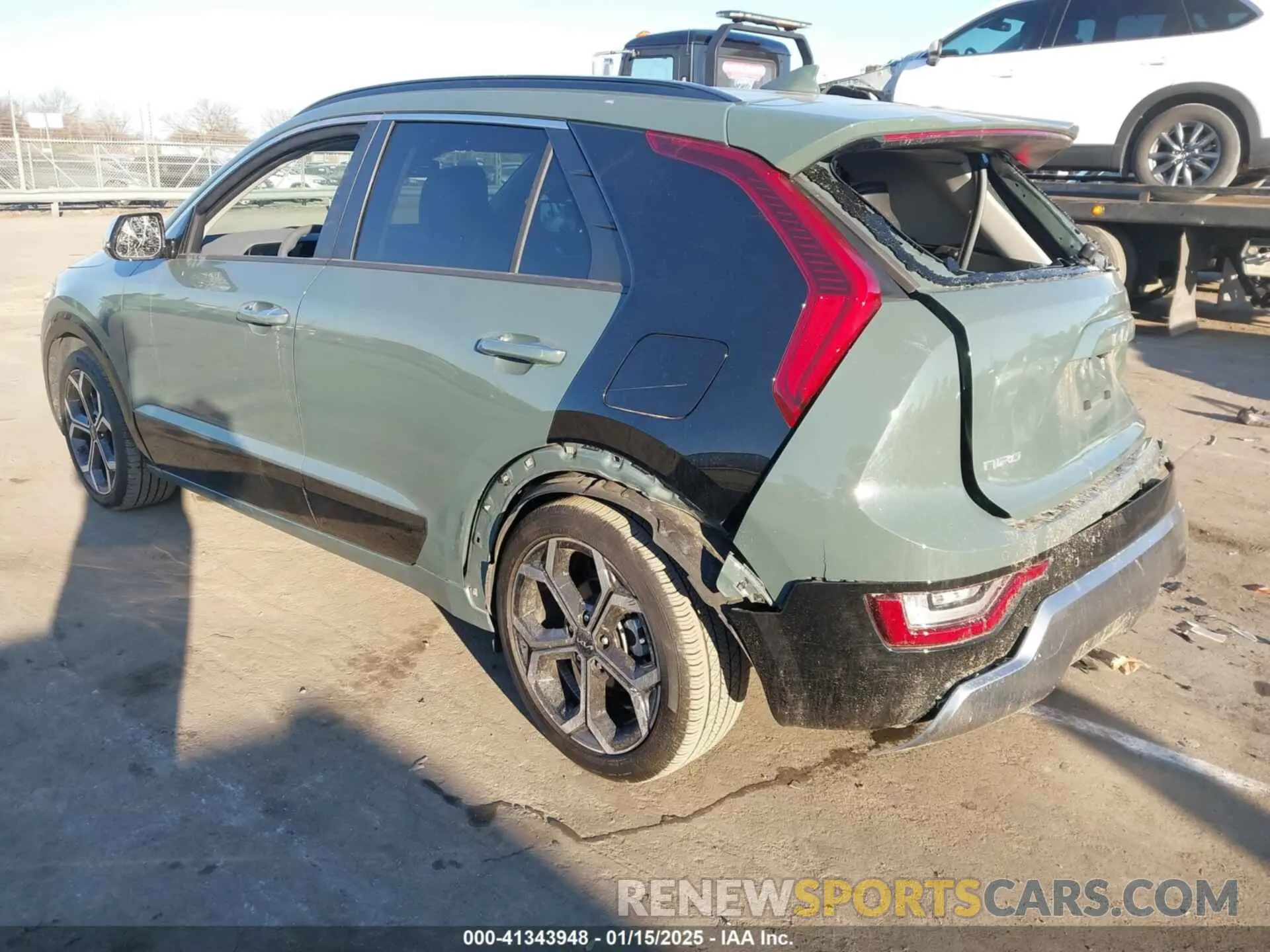 3 Фотография поврежденного автомобиля KNDCT3LE2P5039313 KIA NIRO 2023