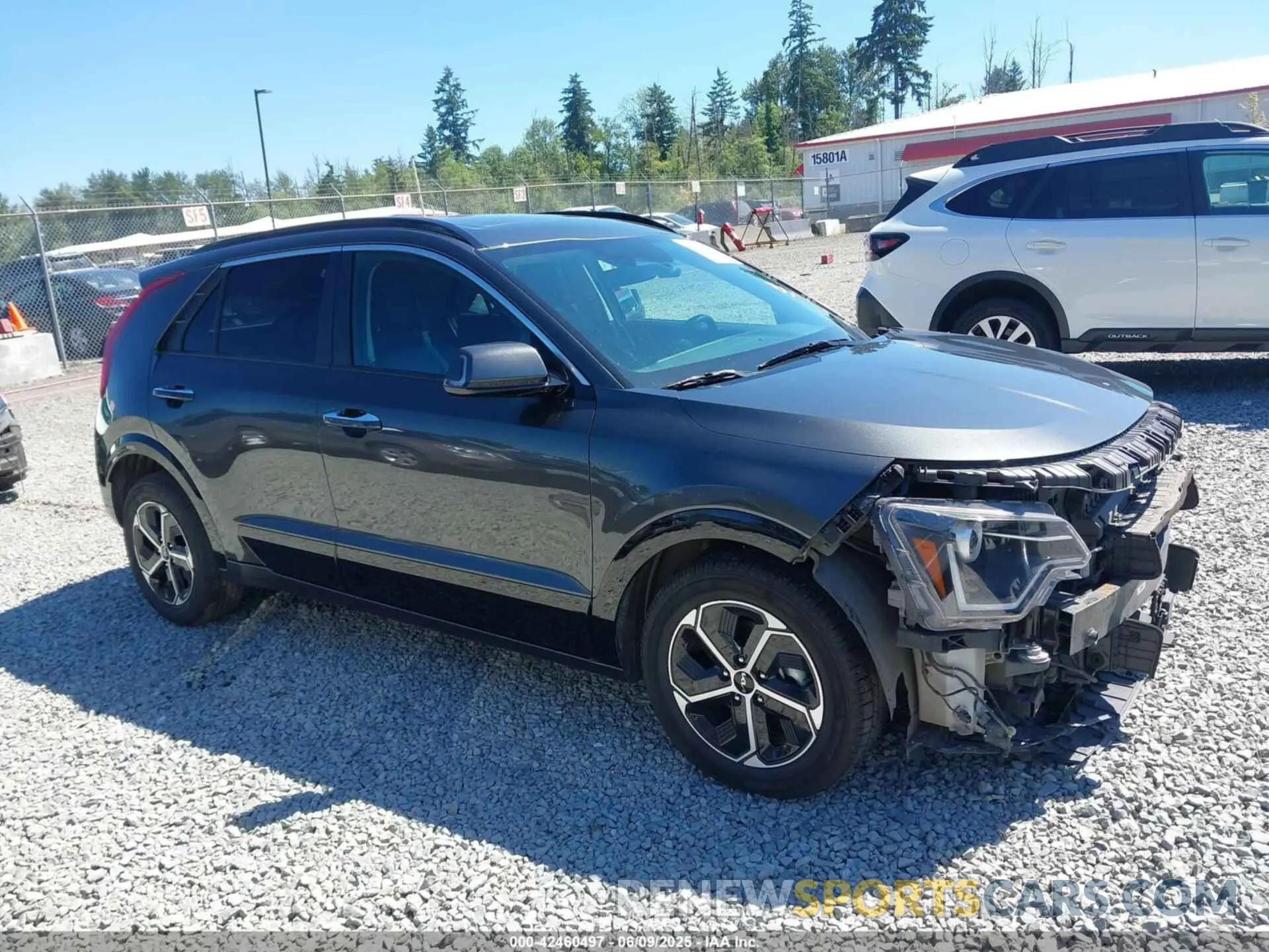 14 Photograph of a damaged car KNDCT3LEXP5084872 KIA NIRO 2023