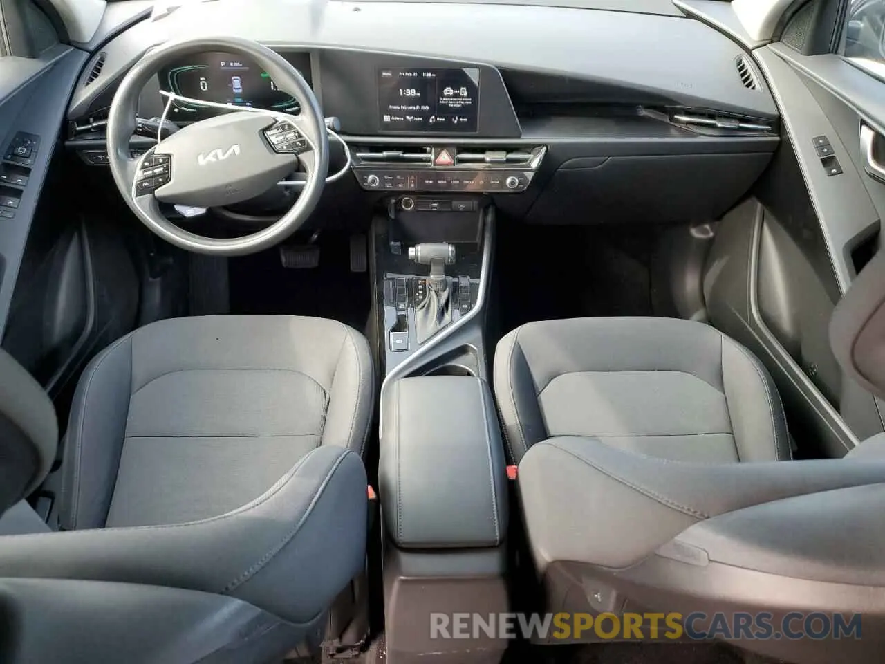 8 Фотография поврежденного автомобиля KNDCP3LE1R5121945 KIA NIRO 2024