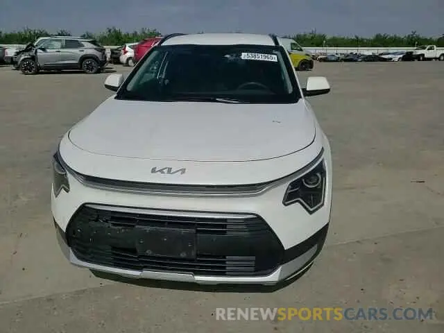 14 Photograph of a damaged car KNDCP3LEXR5184235 KIA NIRO 2024
