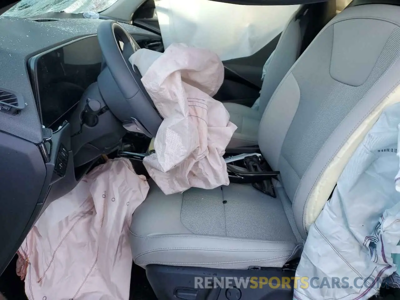 7 Photograph of a damaged car KNDCR3LE0R5138438 KIA NIRO 2024