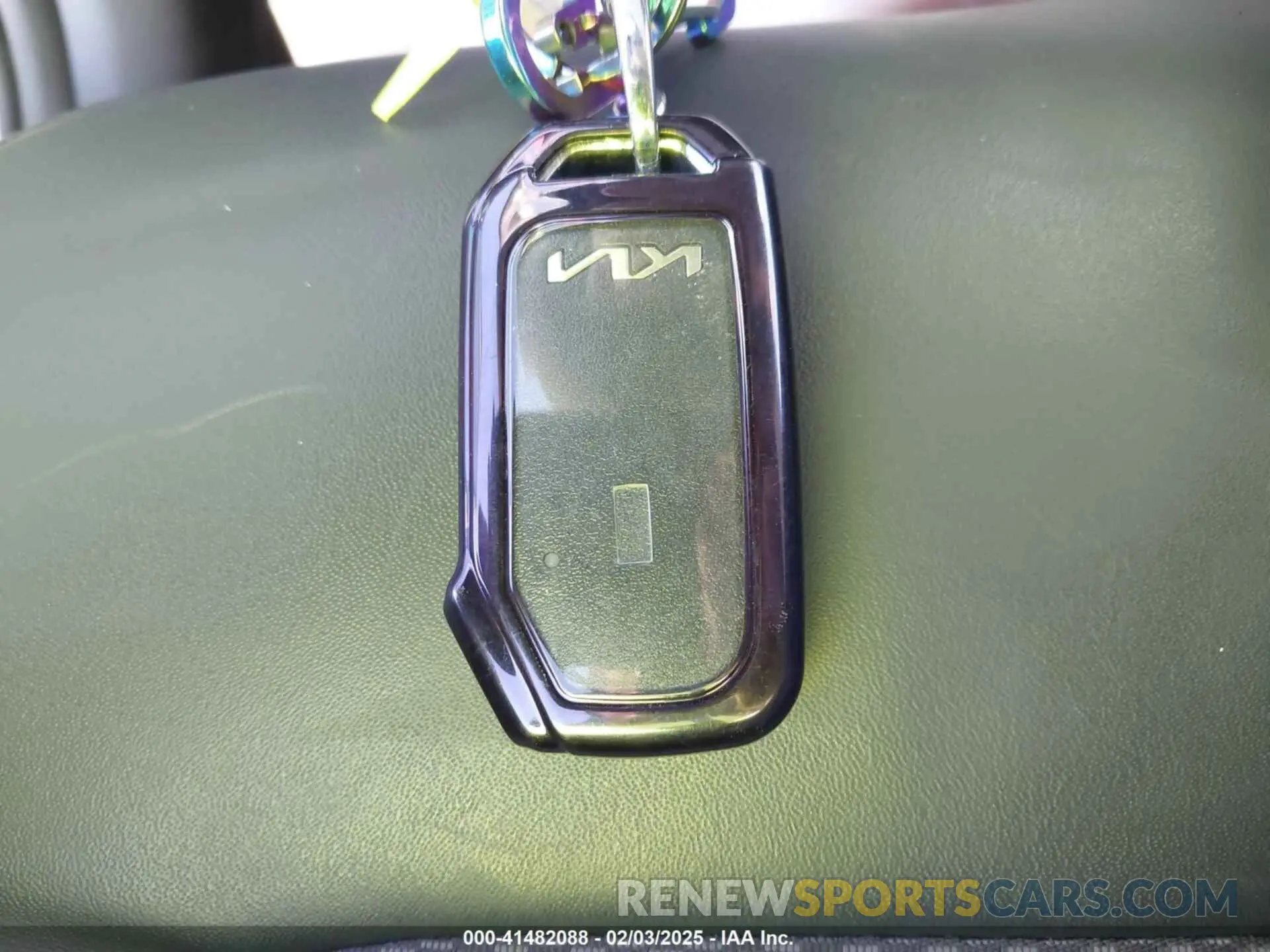 11 Photograph of a damaged car KNDCR3LE0R5146510 KIA NIRO 2024