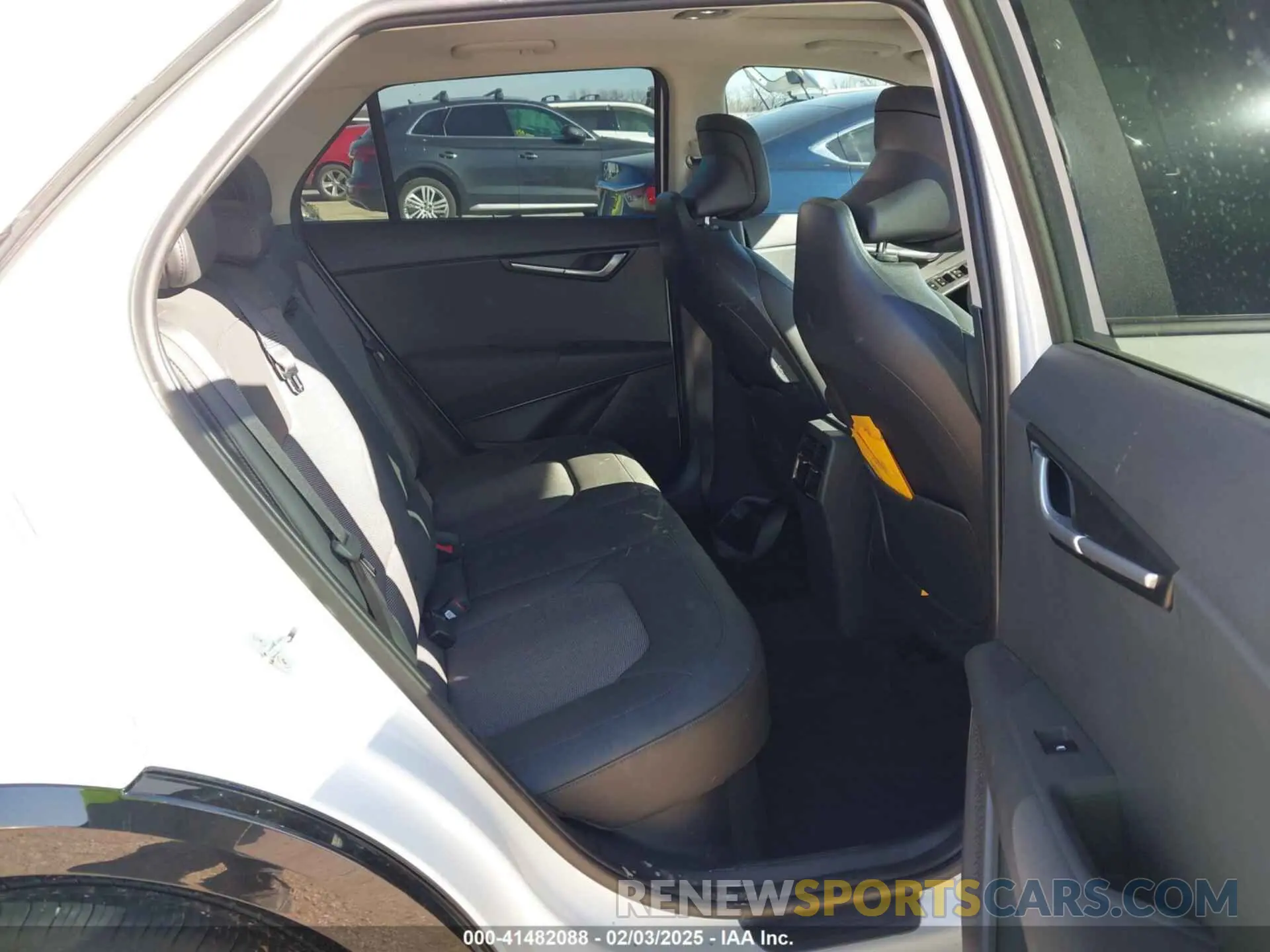 8 Photograph of a damaged car KNDCR3LE0R5146510 KIA NIRO 2024