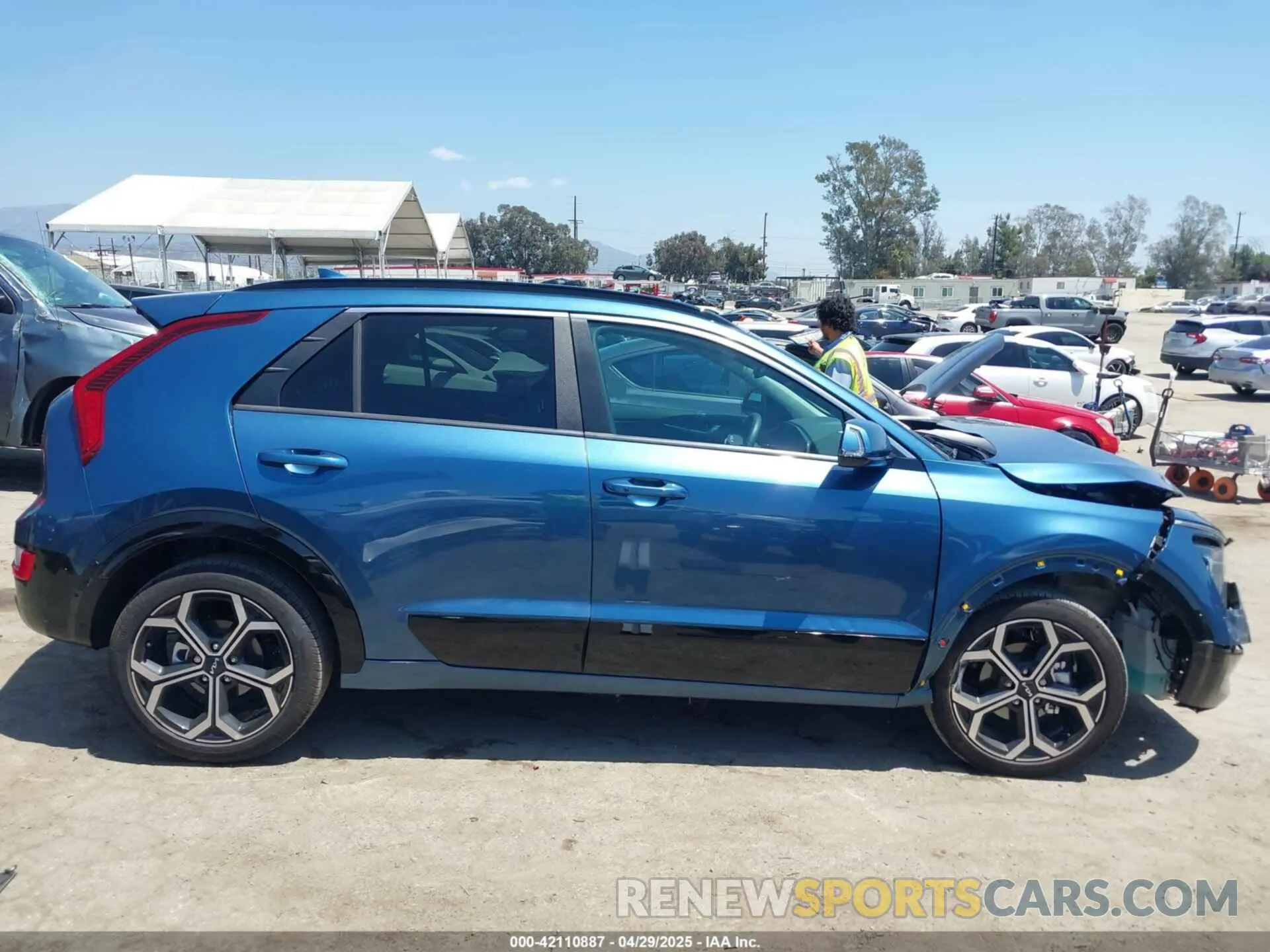 13 Photograph of a damaged car KNDCR3LE0R5192936 KIA NIRO 2024