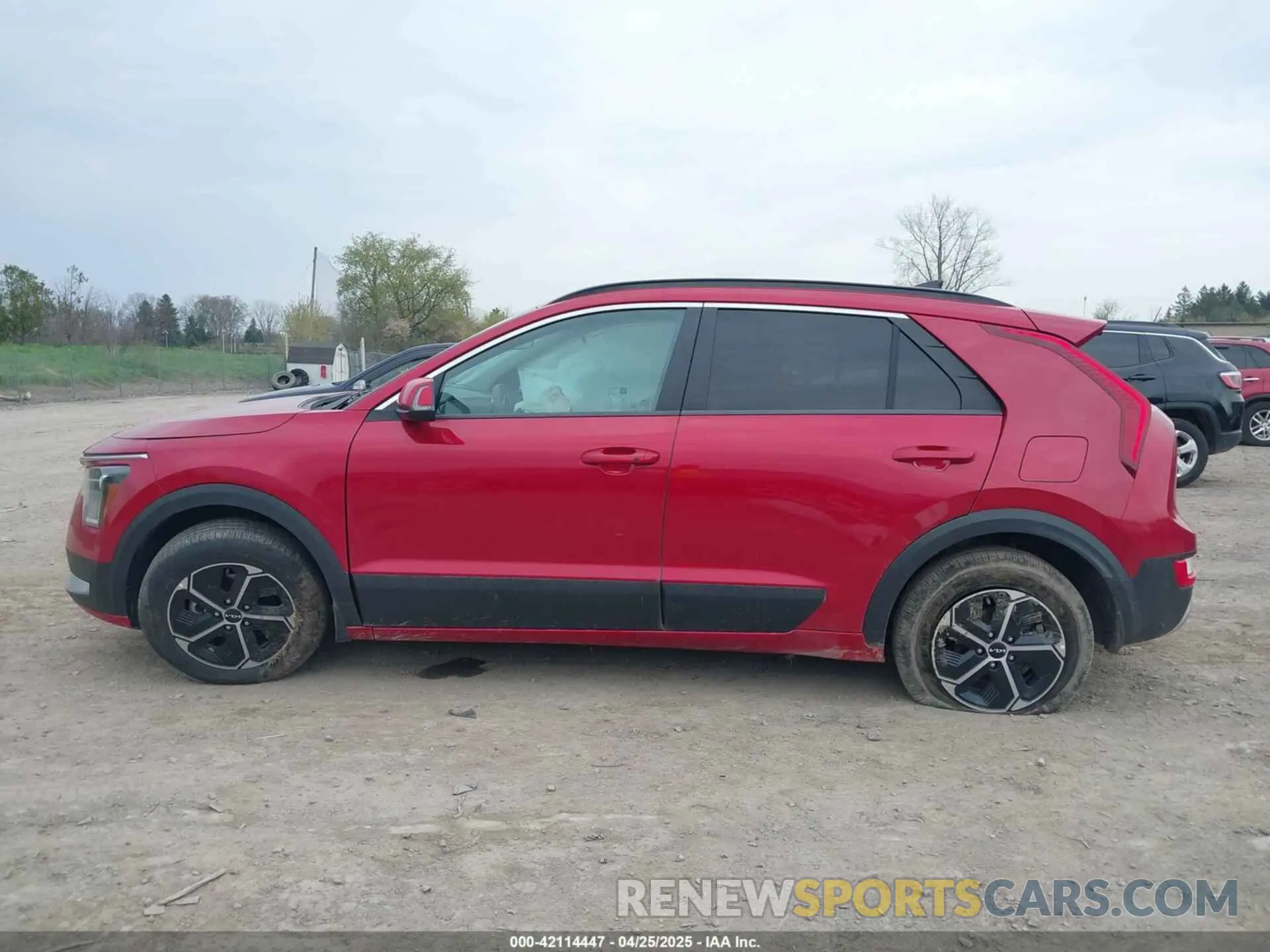 15 Фотография поврежденного автомобиля KNDCR3LE2R5177242 KIA NIRO 2024