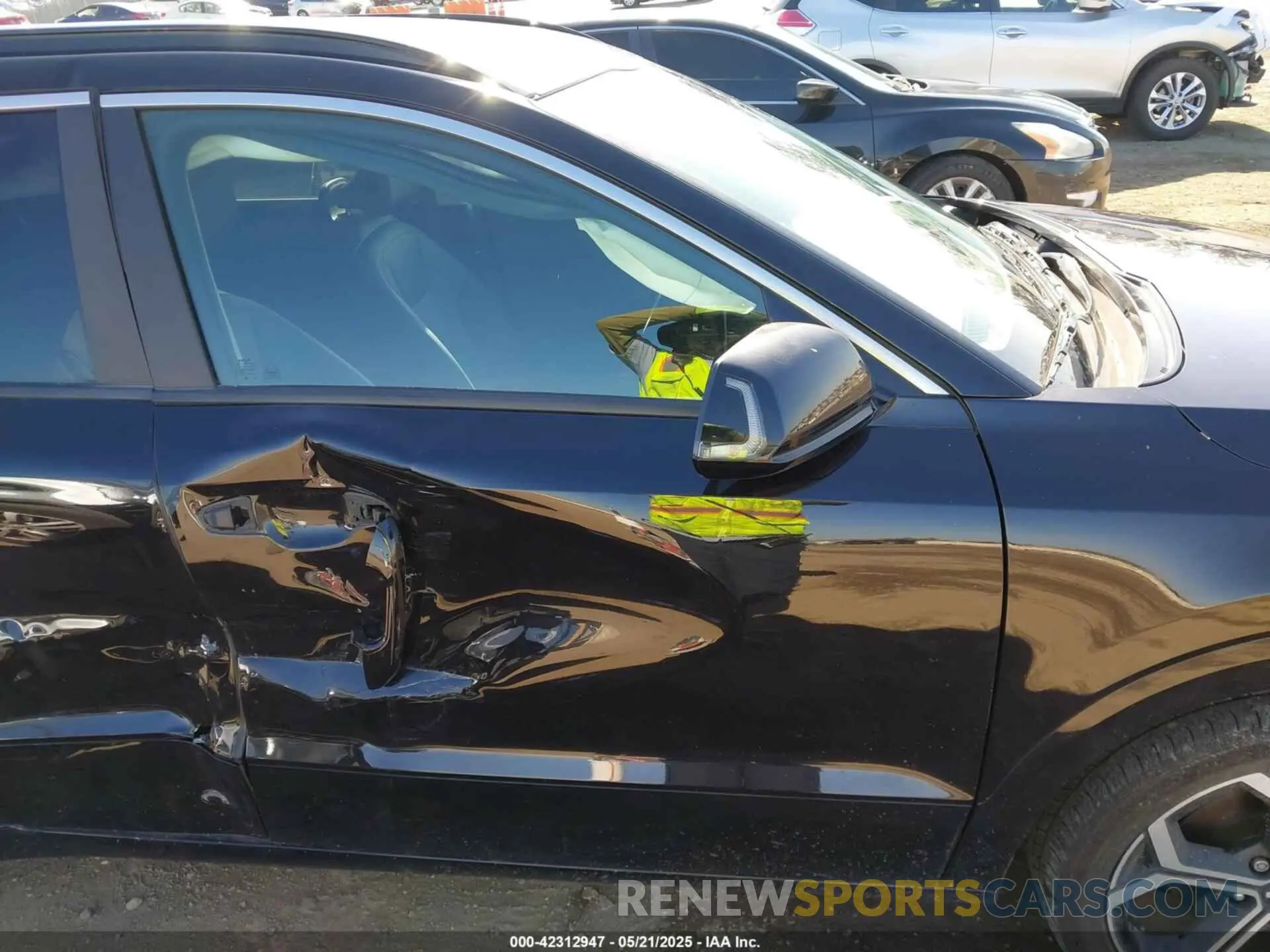 17 Фотография поврежденного автомобиля KNDCR3LE3R5152124 KIA NIRO 2024