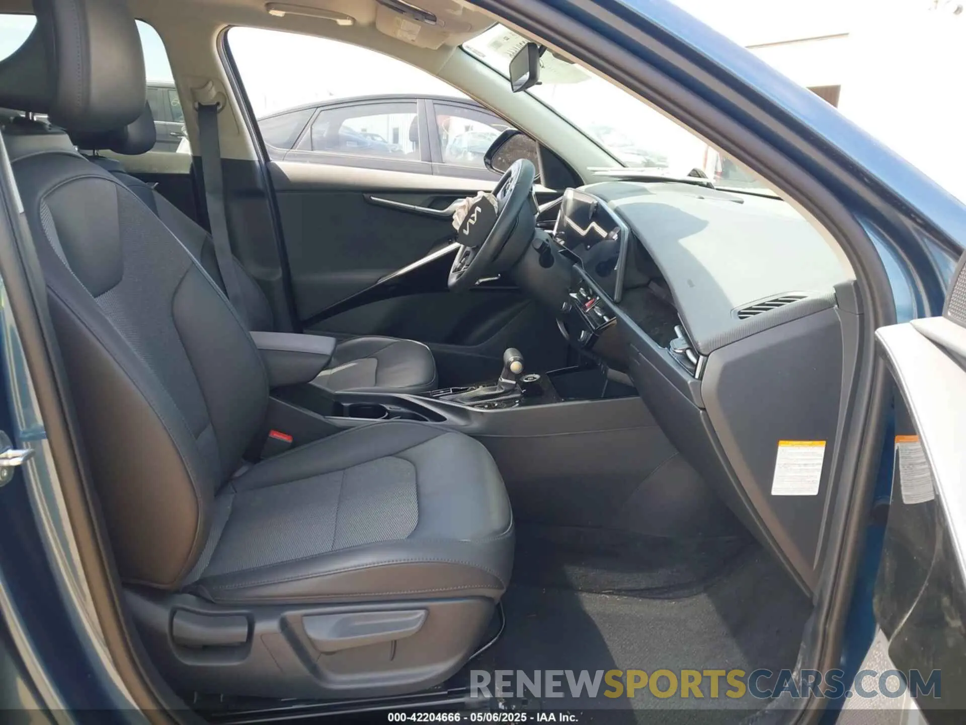 5 Photograph of a damaged car KNDCR3LE4R5149572 KIA NIRO 2024