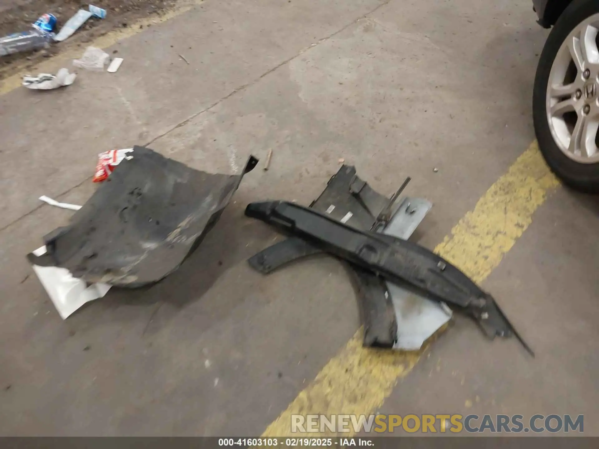 12 Фотография поврежденного автомобиля KNDCR3LE8R5127624 KIA NIRO 2024
