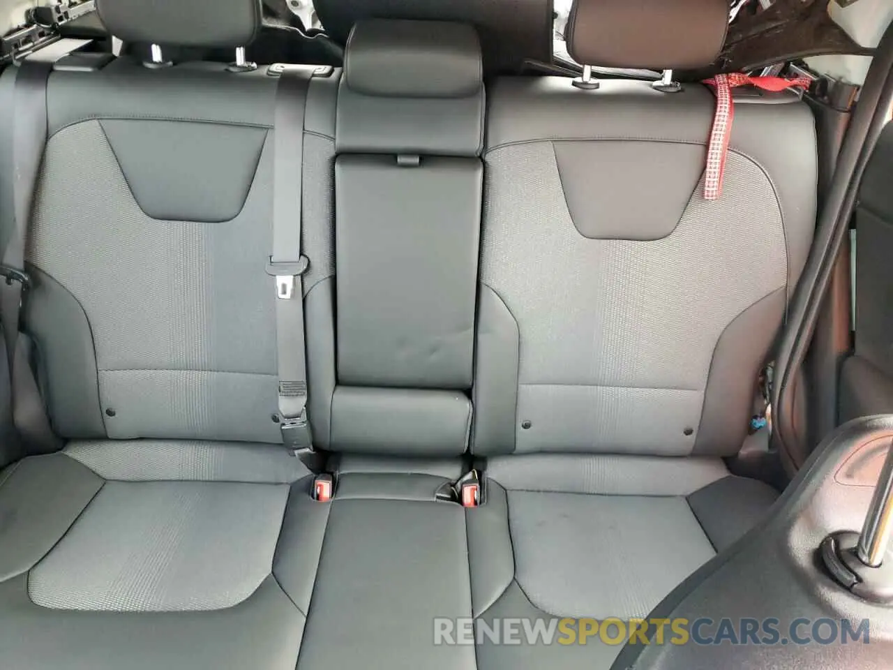 10 Photograph of a damaged car KNDCS3LF1R5173728 KIA NIRO 2024