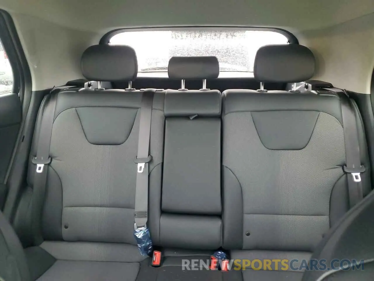 10 Photograph of a damaged car KNDCS3LF9S5239657 KIA NIRO 2025