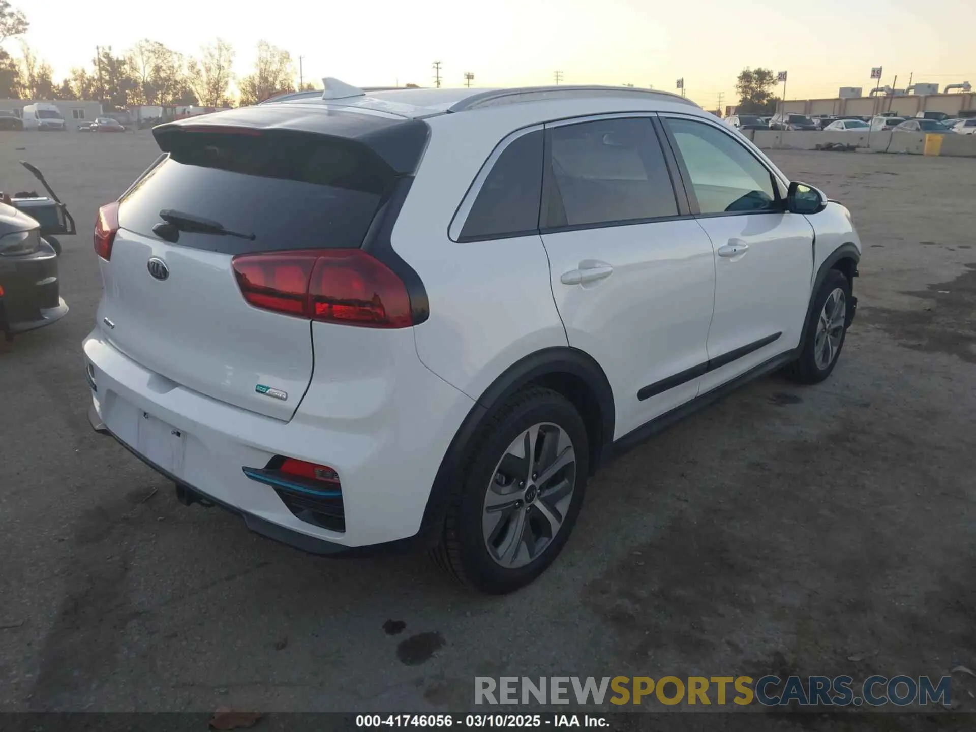 4 Фотография поврежденного автомобиля KNDCC3LG0K5014985 KIA NIRO EV 2019