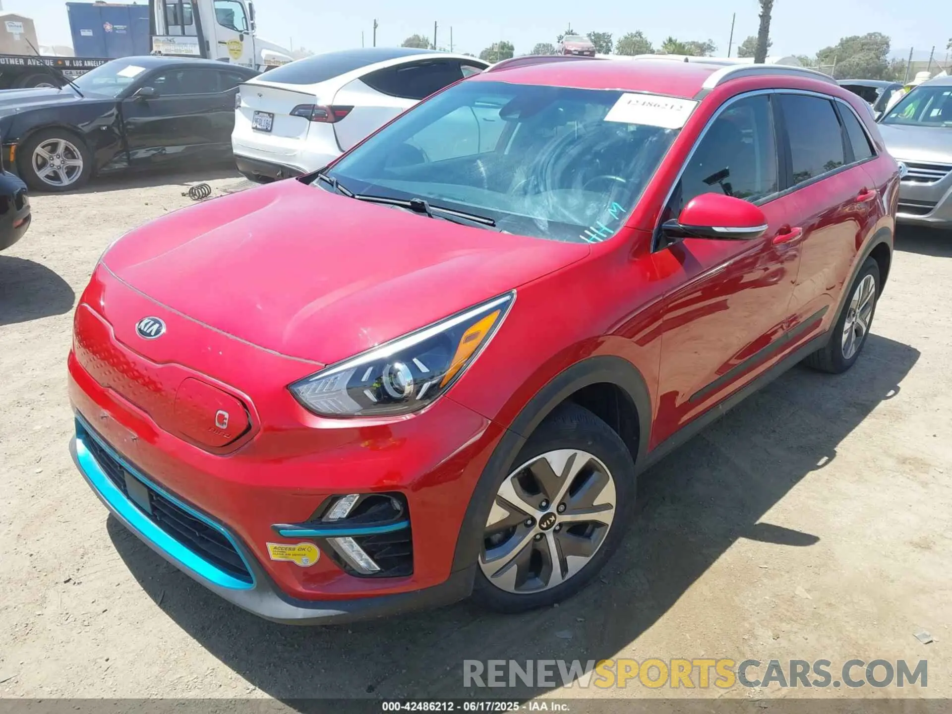 2 Photograph of a damaged car KNDCC3LG0L5081085 KIA NIRO EV 2020