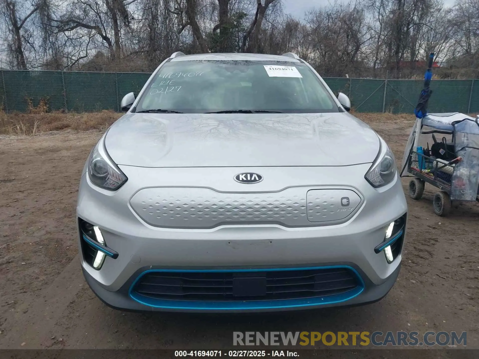 12 Photograph of a damaged car KNDCC3LGXL5076508 KIA NIRO EV 2020