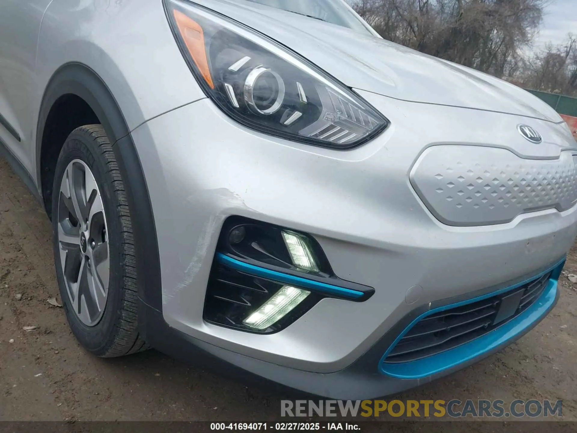 19 Photograph of a damaged car KNDCC3LGXL5076508 KIA NIRO EV 2020