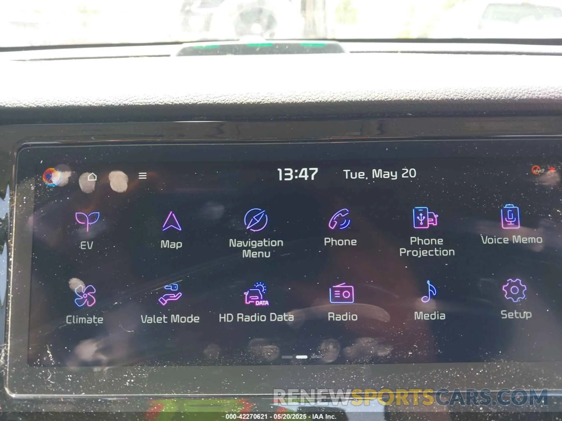 19 Photograph of a damaged car KNDCC3LG0N5121880 KIA NIRO EV 2022