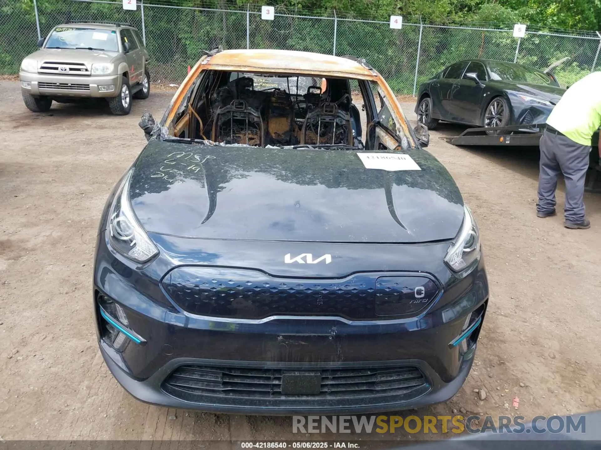 11 Фотография поврежденного автомобиля KNDCC3LG0N5132149 KIA NIRO EV 2022