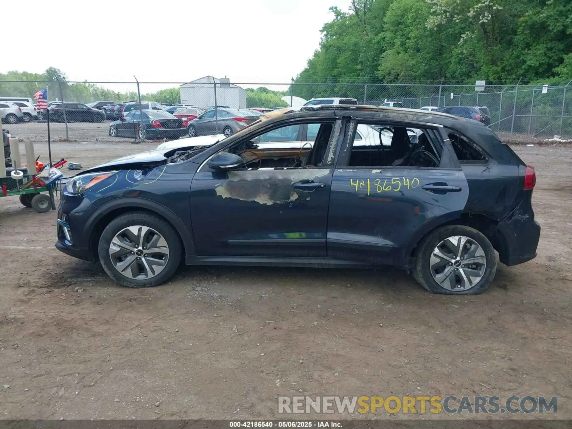 13 Фотография поврежденного автомобиля KNDCC3LG0N5132149 KIA NIRO EV 2022