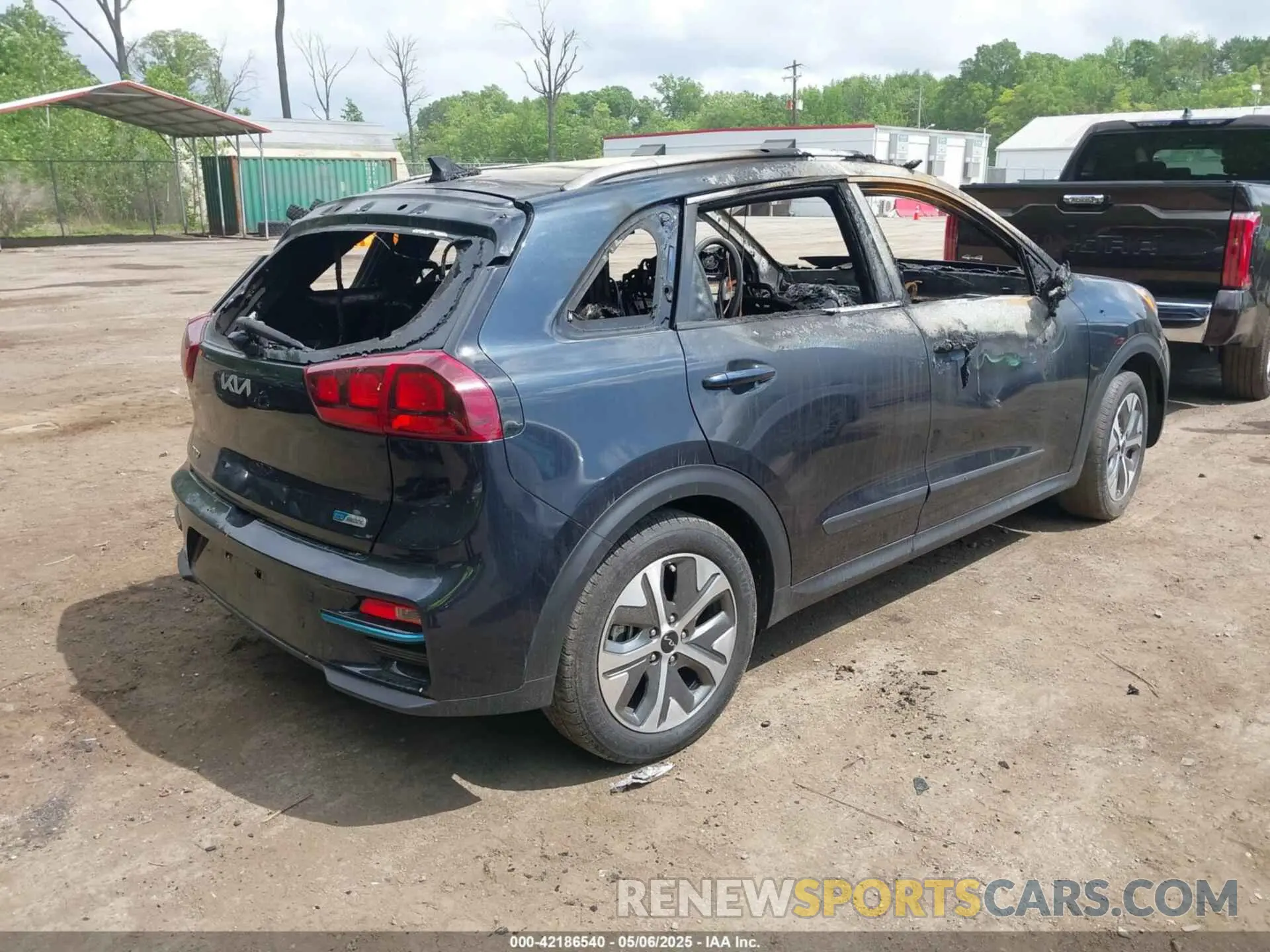 4 Фотография поврежденного автомобиля KNDCC3LG0N5132149 KIA NIRO EV 2022