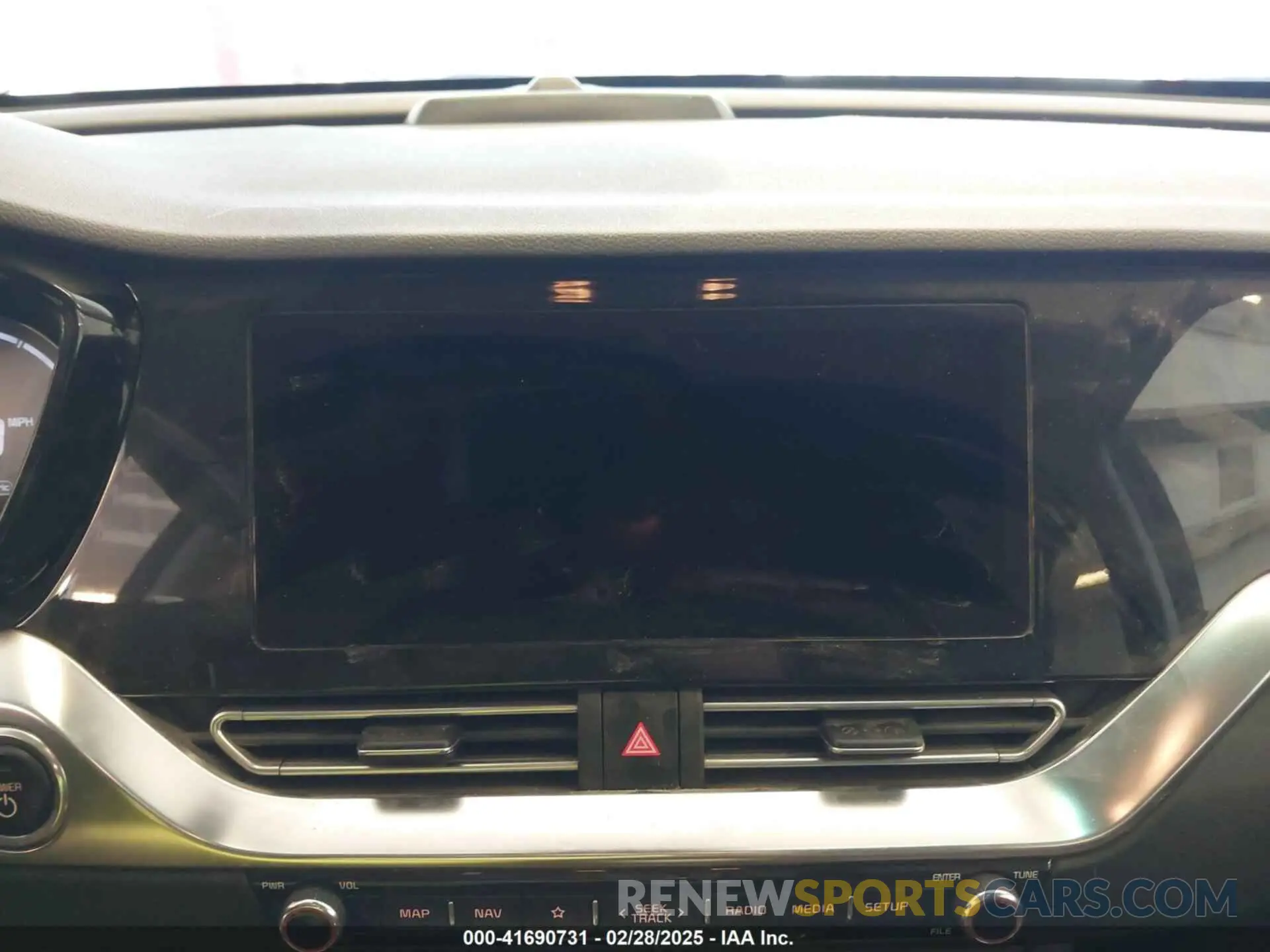 19 Photograph of a damaged car KNDCC3LG3N5116754 KIA NIRO EV 2022