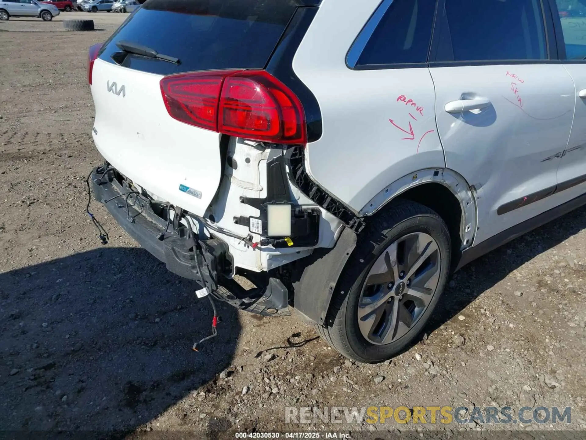 23 Фотография поврежденного автомобиля KNDCE3LG9N5146643 KIA NIRO EV 2022
